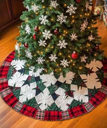 Plaid Wonderland Quilted Tree Skirt — Classic Plaid Holiday Design For Christmas Trees, Thick Quilted Fabric, Reversible & Machine-Friendly Décor