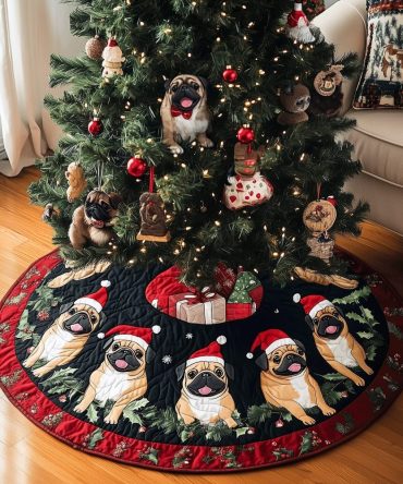 Pug Paws Quilted Christmas Tree Skirt — Cute Pug Holiday Print, Soft Polyester, Machine-Washable & Ideal Gift For Pug Lovers