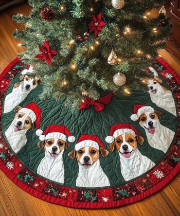Russell Charm Quilted Christmas Tree Skirt — Jack Russell-Themed Holiday Skirt With Quilted Finish For Energetic And Stylish Seasonal Decor