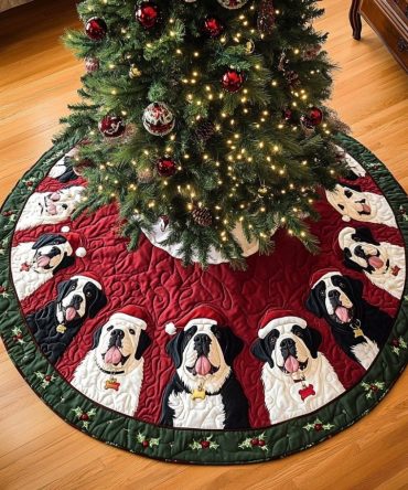 Saint Bernard Noel Quilted Christmas Tree Skirt — Elegant Holiday Canine Design, Padded Décor & Thoughtful Gift For Pet Lovers