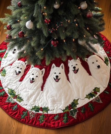 Samoyed Holiday Joy Quilted Christmas Tree Skirt — Cheerful Dog Design, High-Quality Holiday Décor & Perfect Gift For Pet Parents