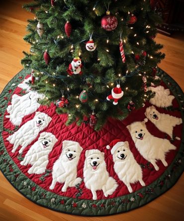 Samoyed Holiday Spirit Quilted Christmas Tree Skirt — Festive Dog Breed Design, Premium Holiday Décor & Gift Idea