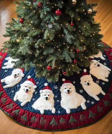 Samoyed Noel Quilted Christmas Tree Skirt — Elegant Holiday Dog Design, Soft Padded Décor & Ideal Gift For Pet Lovers