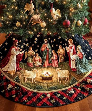 Silent Night Circle Quilted Tree Skirt — Classic Christmas Design, Soft Quilting, Stylish Base Cover For Timeless Holiday Displays & Gifts