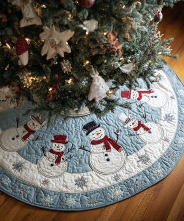 Sky Blue Snowman Quilted Tree Skirt — Soft Blue Holiday Base With Snowman Motif, 48" Round, Lightweight Padding & Easy Care For Seasonal Use