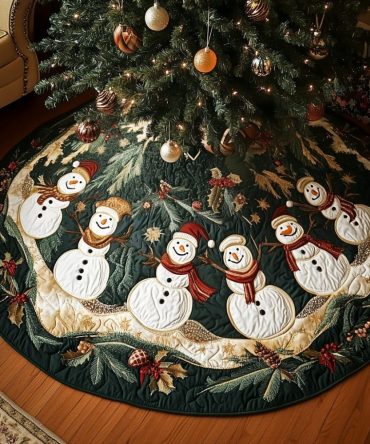 Snowman Joy Quilted Holiday Tree Skirt — Cheerful Winter Illustration, Padded Quilting, Family-Friendly Seasonal Décor For Gift Display
