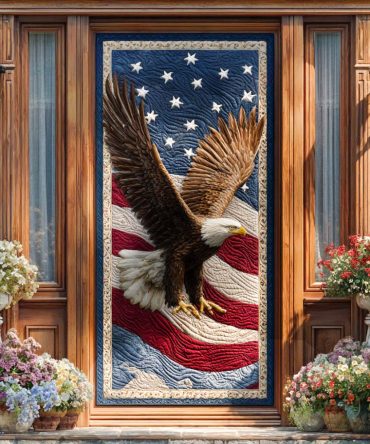 Pioneer Pride Star Quilted Door Cover — Star-Spangled Insulated Door Drapery For Patriotic Entryway Style & Energy Savings
