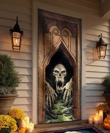 The Silent Visitor Quilted Halloween Door Cover — Eerie Silent Visitor Entrance Panel For Front Door & Indoor Displays