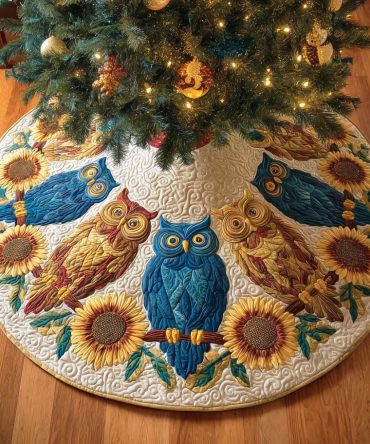 Whisper Of Feathers Quilted Christmas Tree Skirt - Soft Feather Motif Holiday Tree Skirt, Lightweight Quilting For Cozy Seasonal Styling