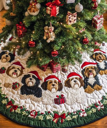 Yorkshire Christmas Charm Quilted Tree Skirt — Elegant Yorkie Design, Soft Quilting, Durable Holiday Base Ideal For Gifts & Pet-Friendly Homes