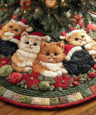 Yuletide Cat Joy Quilted Tree Skirt — Festive Cat Motif Holiday Skirt, Soft Quilting & Machine-Washable For Easy Care