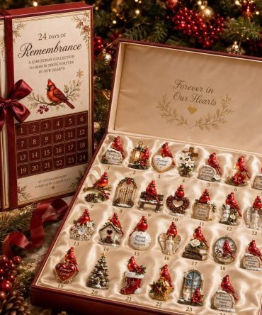 Classic 24-Day Christmas Countdown Calendar 2026 — Acrylic Charm Ornament Set, Daily Holiday Reveal & Gift-Ready Box