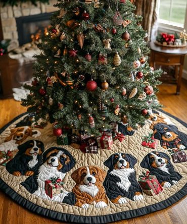 Luxury Alpine Holiday Tree Skirt — Custom Quilted Tree Base With Mountain Motif, Personalized Festive Home Accent
