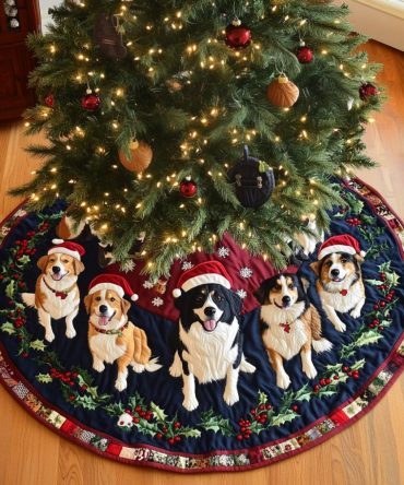 Custom Australian Shepherd Noel Holiday Tree Skirt — Made-To-Order Elegant Round Christmas Skirt For Dog Lovers Home Decor