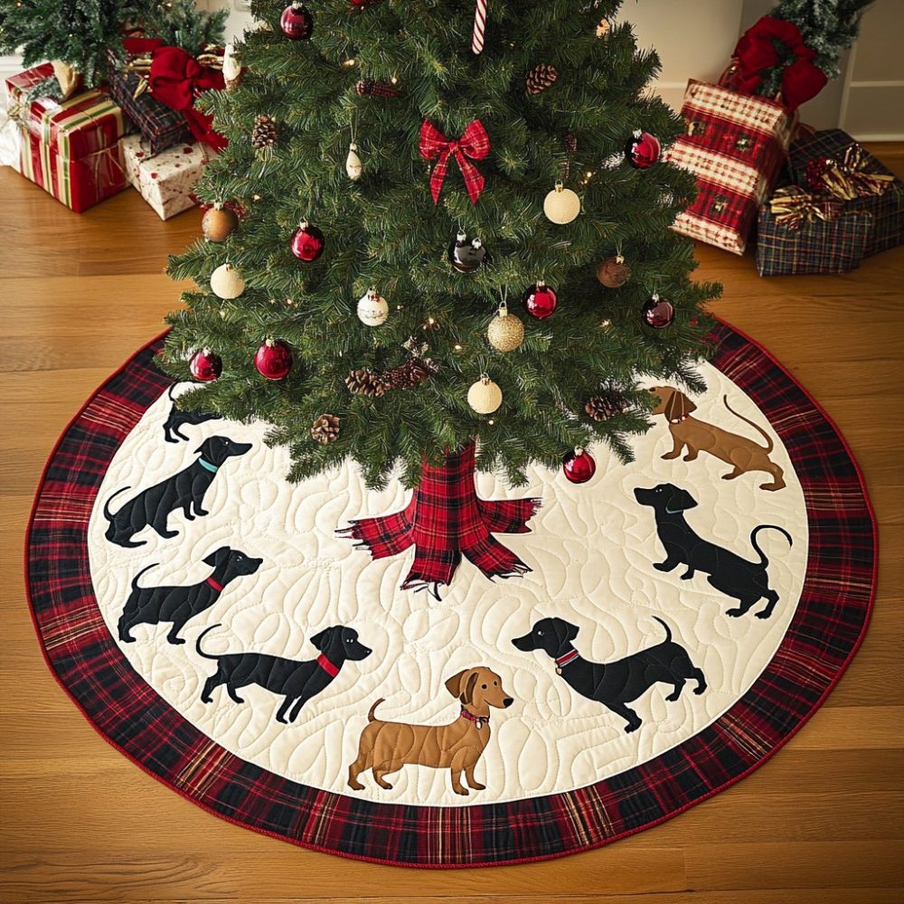 Plaid Dachshund Holiday Tree Skirt - Rustic Personalized Christmas Collar With Dachshund Print, Custom-Made Cozy Décor