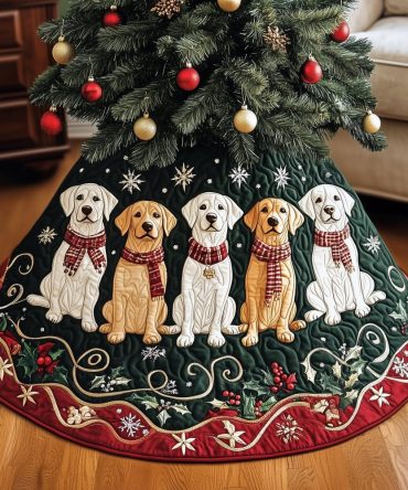 Festive Labrador Tree Skirt - Red Scarf Labs On Green Holiday Skirt, Handmade Christmas Tree Skirt With Dog Portraits, Custom Sizes