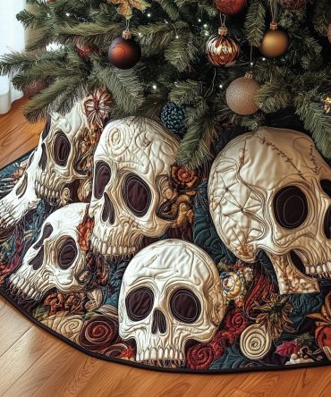 Retro Skull Holiday Tree Skirt — Gothic Vintage Christmas Tree Skirt, Handmade Dark Festive Décor, Custom Made-To-Order