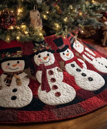 Premium Handcrafted Snowmen In Top Hats Christmas Tree Skirt — Custom-Made Holiday Décor, Soft Cotton, Gift-Ready