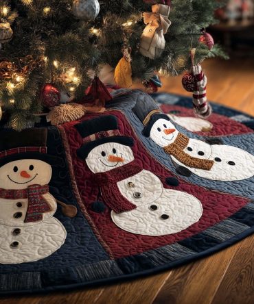 Snowman Panel In Plaid Tree Skirt - Handmade Plaid Snowman Panel Christmas Skirt, Custom Holiday Base With Classic Check Accent
