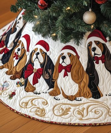 Cream Tree Skirt With Basset Hounds & Red Bows - Custom Handmade Christmas Skirt, Classic Holiday Pet Decor, Made-To-Order