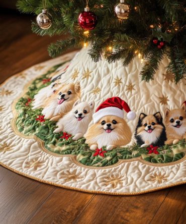 Holiday Pomeranian Christmas Tree Skirt With Santa Hats & Holly Accents — Custom Made Dog-Lover Seasonal Décor