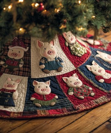 Plaid Patchwork Christmas Tree Skirt Featuring Charming Pigs - Handmade Quilted Holiday Mat, Rustic Plaid Accents, Made-To-Order