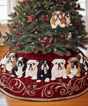 Lux Red & Gold Scroll Bulldog Christmas Tree Skirt — Custom Quilted Holiday Tree Skirt With Classic Scroll Pattern