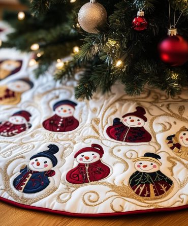Gold Scroll Snowman Friends Tree Skirt — Elegant Embroidered Christmas Skirt With Gold Scrollwork & Snowman Motifs, Handcrafted And Made-To-Order