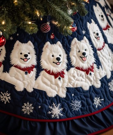 Samoyed Holiday Tree Skirt — Handmade Samoyed Christmas Tree Skirt, Personalized Pet Lover Decor, Custom Sizes & Gifts