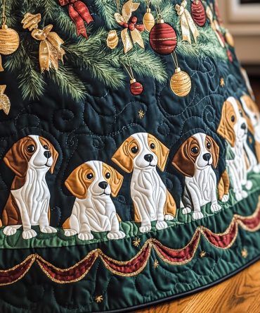 Dark Teal Quilted Tree Skirt With Four Happy Beagles - Custom Pet-Themed Christmas Skirt, Made-To-Order