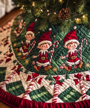 Santa Helper Tree Skirt - Handcrafted Christmas Tree Skirt Featuring Santa'S Helper Design, Personalized Holiday Accent