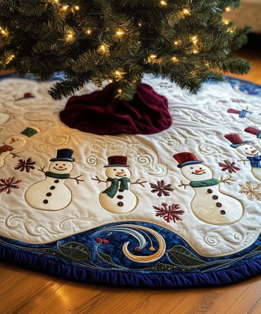 Classic Cream Holiday Tree Skirt Featuring Top-Hat Snowmen — Premium Made-To-Order Christmas Tree Skirt, Custom Sizing & Personalization