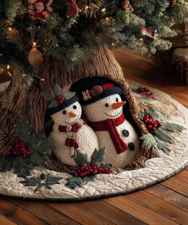 Festive Two Snowmen Christmas Tree Skirt With Holly Sprigs — Custom Handmade Holiday Tree Collar, Cozy Seasonal Accent