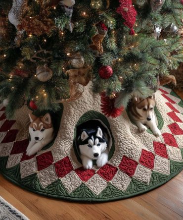 Husky In Red Checkerboard Tunnel Christmas Tree Skirt — Custom Holiday Skirt With Playful Husky, Handmade To Order