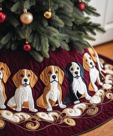 Burgundy Scroll Beagles Christmas Tree Skirt - Custom Holiday Tree Collar For Beagle Owners, Personalized & Handmade