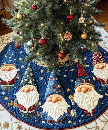 Gnome Christmas Charm Tree Skirt — Charming Handmade Holiday Collar, Premium Materials, Custom Sizes & Perfect Gift Presentation