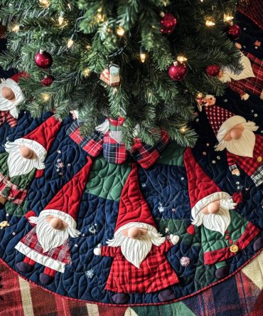 Snowy Dreams Gnome Christmas Tree Skirt — Hand-Stitched Winter Gnome Scene, Soft Felt Appliqué & Quilted Backing, Custom Sizes Available