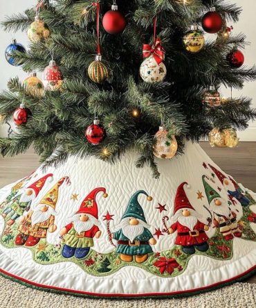 Pointed Cap Gnome Line Christmas Tree Skirt — Handcrafted Holiday Skirt With Playful Gnome Pattern, Custom Sizes Available