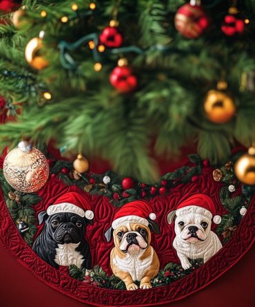 Personalized Bulldog Christmas Tree Skirt - Custom Dog Lover Holiday Skirt, Plush Embroidered Bulldog Design, Made-To-Order