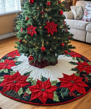 Cozy Holly Comfort Personalized Christmas Tree Skirt — Made-To-Order Plush Holiday Décor With Custom Sizing & Soft Backing