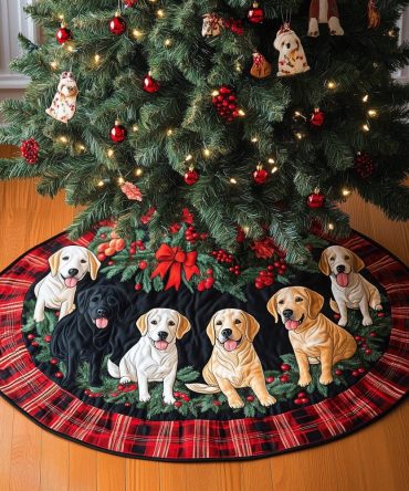 Labrador Christmas Fun Tree Skirt — Custom Made-To-Order Festive Tree Collar With Joyful Labrador Motifs, Durable, Washable, Perfect For Photos