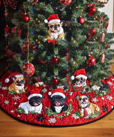 Personalized Bulldog Gathering Tree Skirt - Custom Christmas Tree Skirt Featuring Bulldog Pack Design, Handmade, Gift-Ready