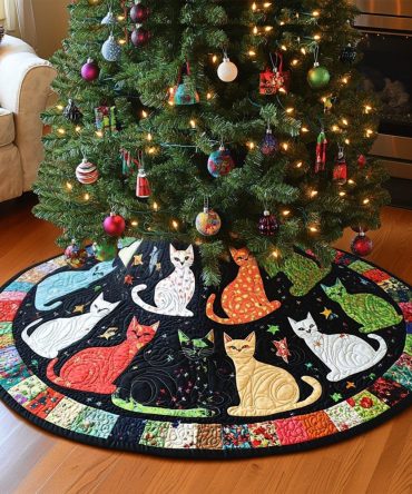 Midnight Paws Custom Christmas Tree Skirt — Handmade Pet-Themed Holiday Tree Skirt For Dog & Cat Lovers, Made To Order