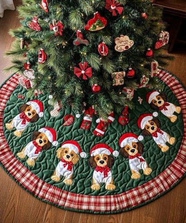 Papillon Noel Classic Christmas Tree Skirt - Custom Holiday Skirt With Papillon Motif, Handmade Festive Accent For Home & Gifts
