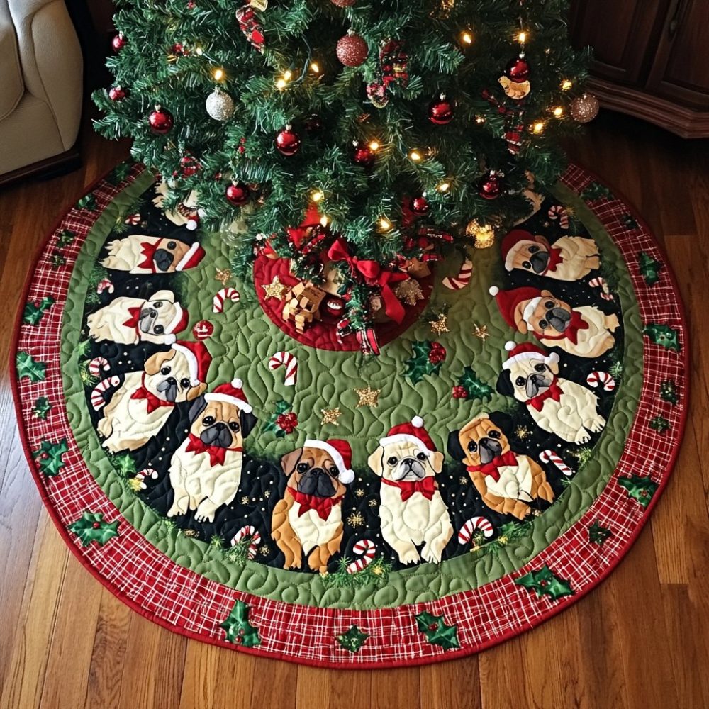 Green Holly Wreath Pugs Tree Skirt — Festive Pug Christmas Skirt With Holly Wreath Design, Custom Handmade, Washable