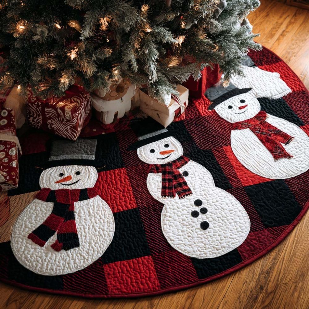 Cozy Red Scarf Christmas Tree Skirt — Soft Fleece Holiday Mat, Custom Monogram Option, Machine-Washable Festive Base