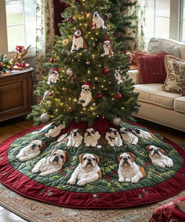 Santa Paws Bulldog Tree Skirt — Custom Plush Christmas Tree Skirt With Bulldog & Santa Motif, Perfect For Bulldog Owners