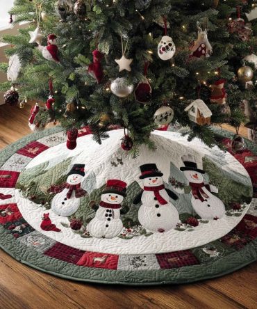 Snowmen Forest Ring Christmas Tree Skirt — Festive Snowmen Design, Custom Sizes, Soft Plush Holiday Skirt, Made-To-Order