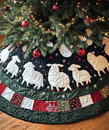 Soft Fleece Fields Tree Skirt — Custom Luxury Fleece Christmas Skirt, Handmade, Plush Floor Protector, Cozy Holiday Decor