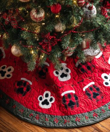 Soft Tracks Holiday Tree Skirt — Custom Plush Fleece Floor Protector, Handmade Christmas Skirt, Cozy Neutral Decor Options